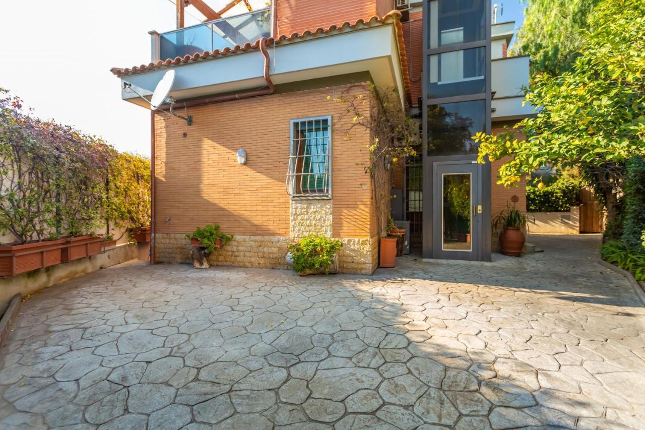 St Peter'S Spacious 4 Bdr With Private Parking Apartman Róma Kültér fotó