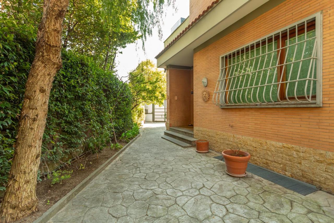 St Peter'S Spacious 4 Bdr With Private Parking Apartman Róma Kültér fotó